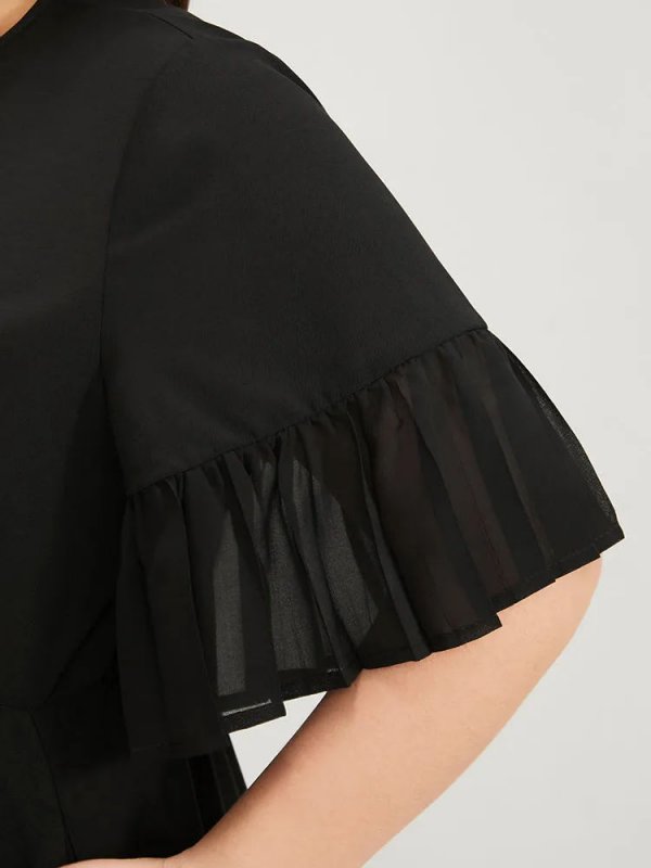 Solid V Neck Ruffles Pocket Mesh Pleated Hem Dress