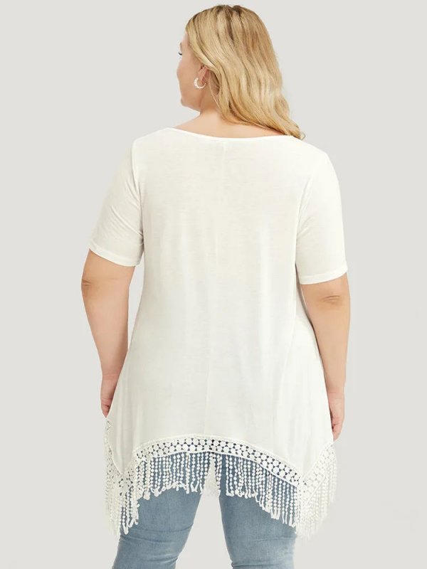 Solid Round Neck Lace Fringe Hem T-shirt
